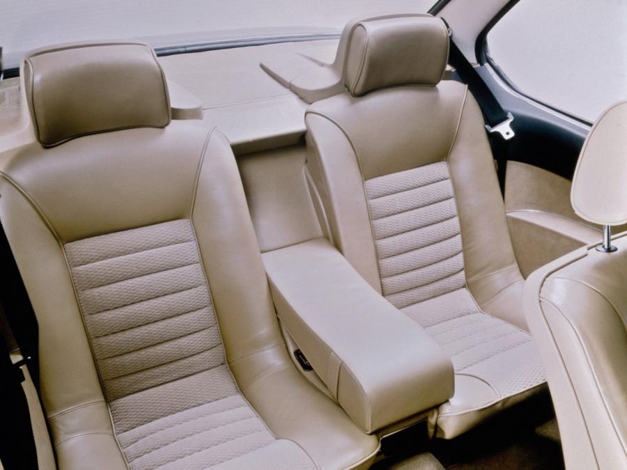  BMW 633 CSi 1976 года  (фото 3 из 3)